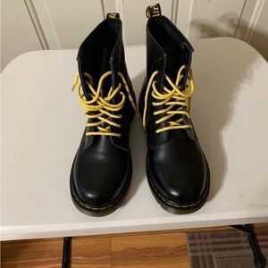 Dr Martens Woman’s Vintage Boots